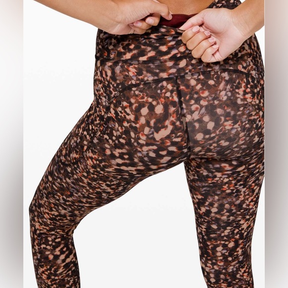 NWOT Lululemon Womens Multicolor High Rise Tight Motion  Invigorate Leggings 4 - Picture 2 of 9